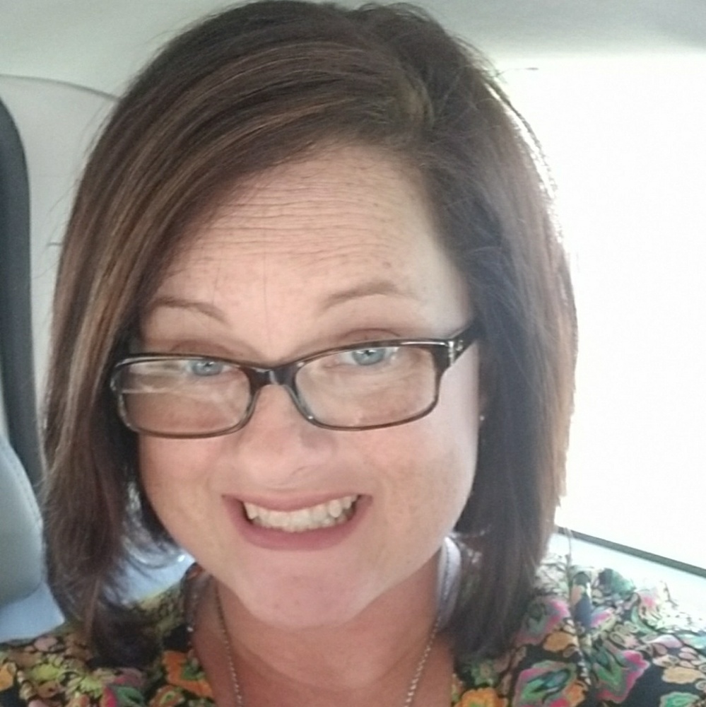Meet your Posher, Becca